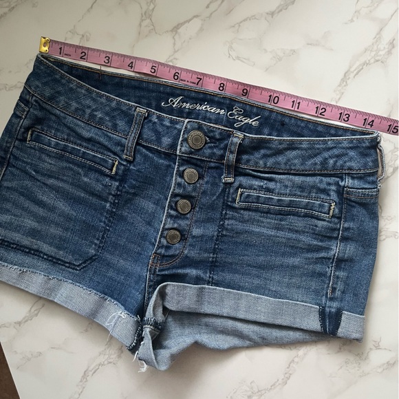 American Eagle Button Fly Jean shorts Size 8 - Picture 1 of 11